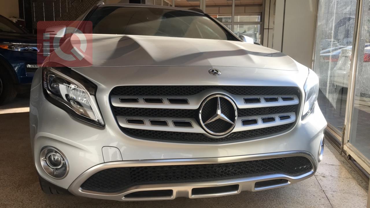 مرسيدس بنز GLA